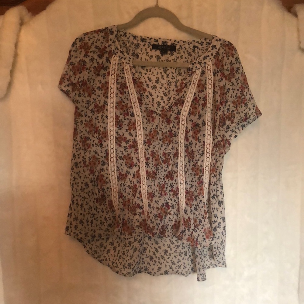 Heart soul XL floral top
